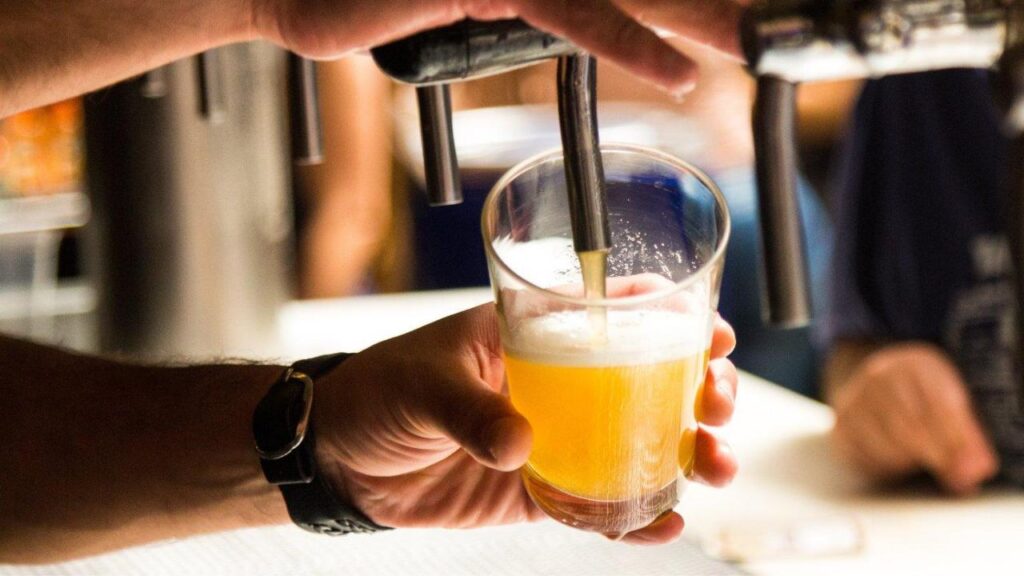 Why and How to Install a Beer Tap in Your Kitchen?